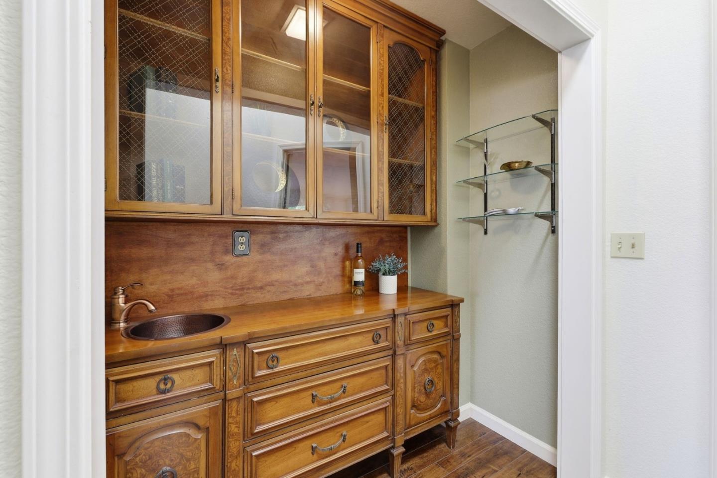 Photo #9: ML82052686 Listing: Photo #9