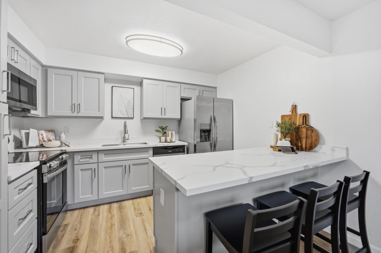 Photo #8: ML82052725 Listing: Photo #8