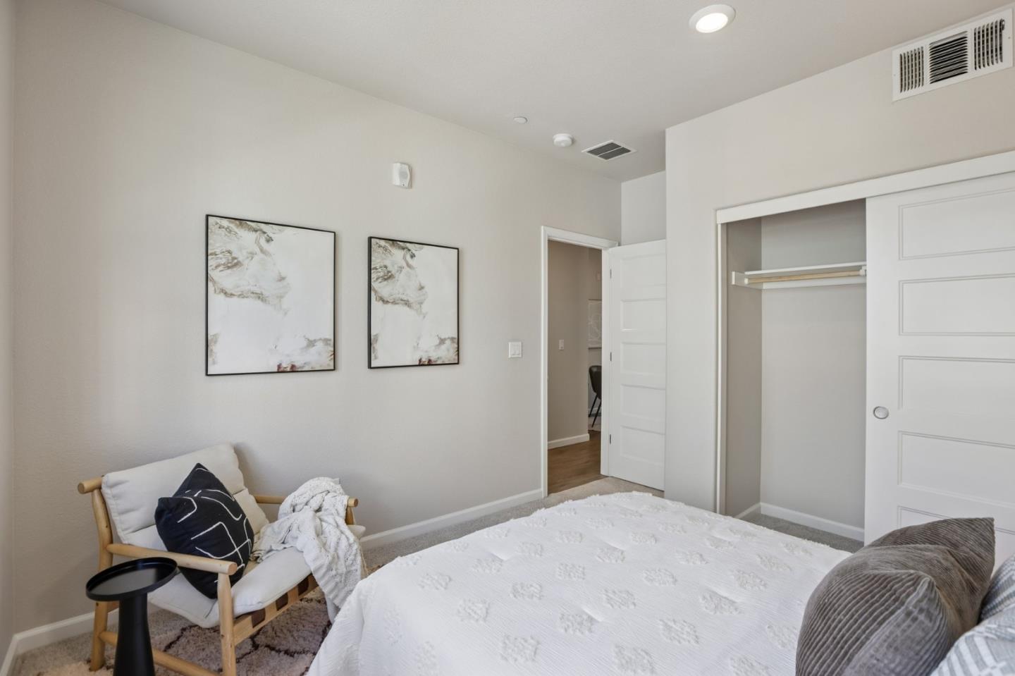 Photo #18: ML82052738 Listing: Photo #18