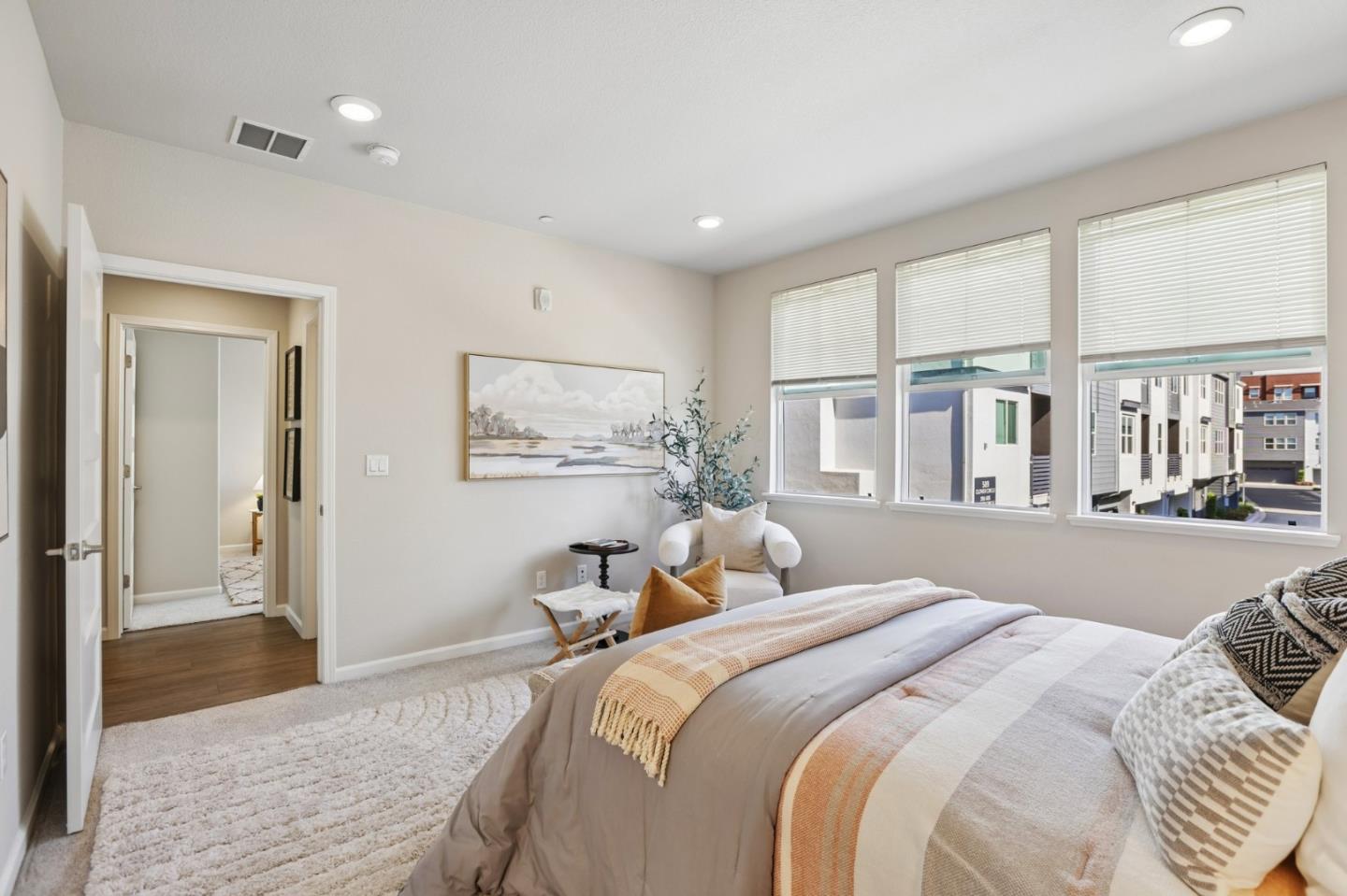Photo #21: ML82052738 Listing: Photo #21