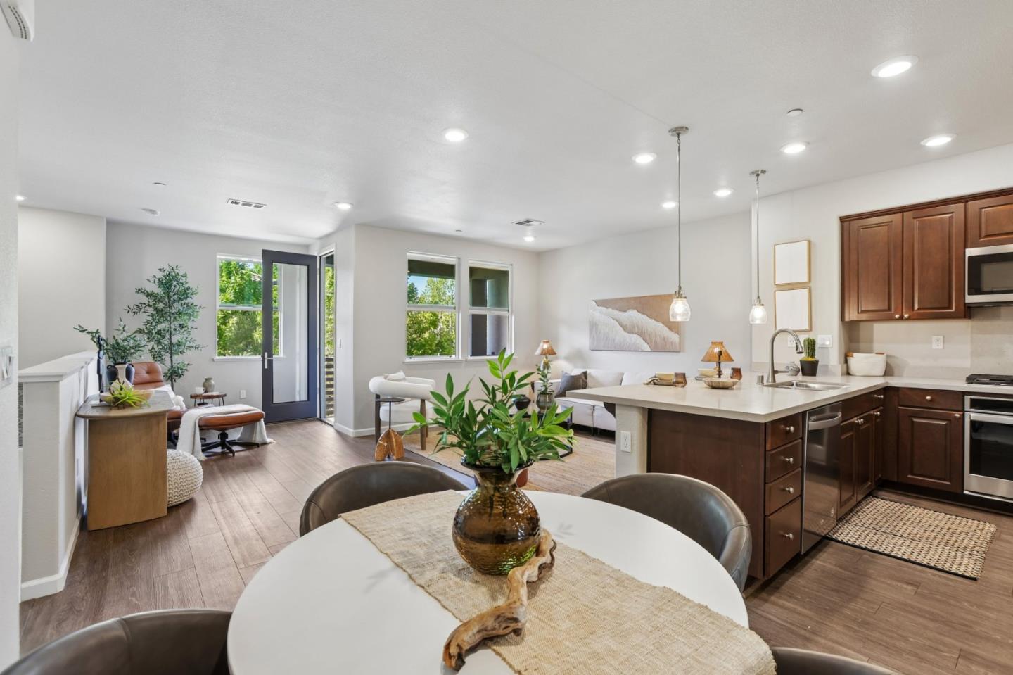 Photo #9: ML82052738 Listing: Photo #9