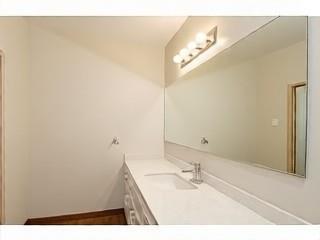 Front Image Thumbnail for ML82052867