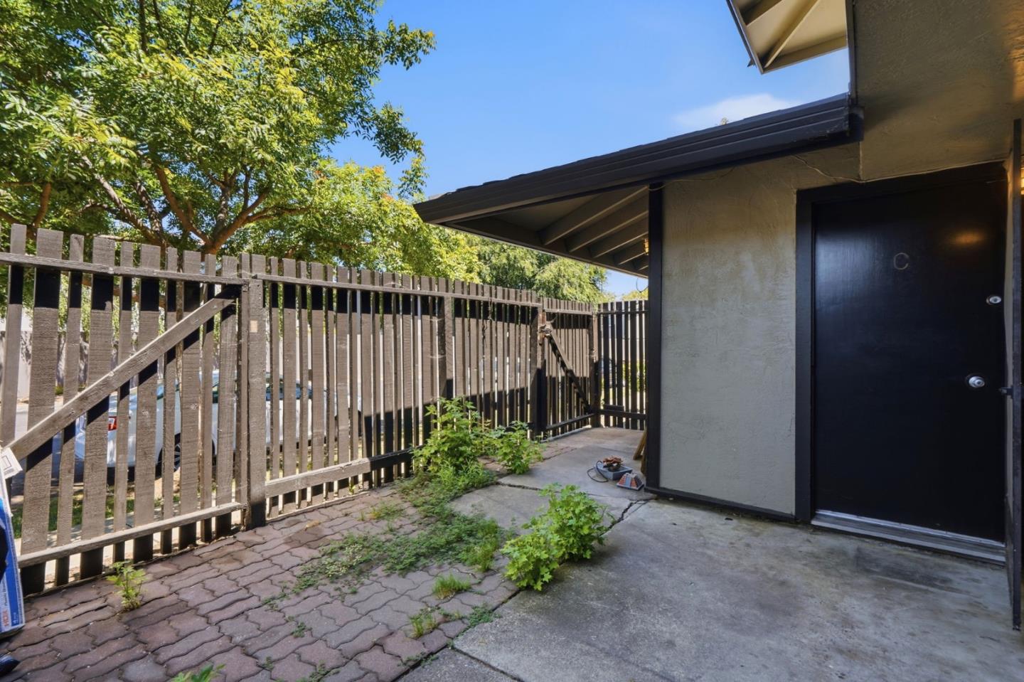1806 Chinquapin Ct Apt C, Concord, CA 94519 photo 13