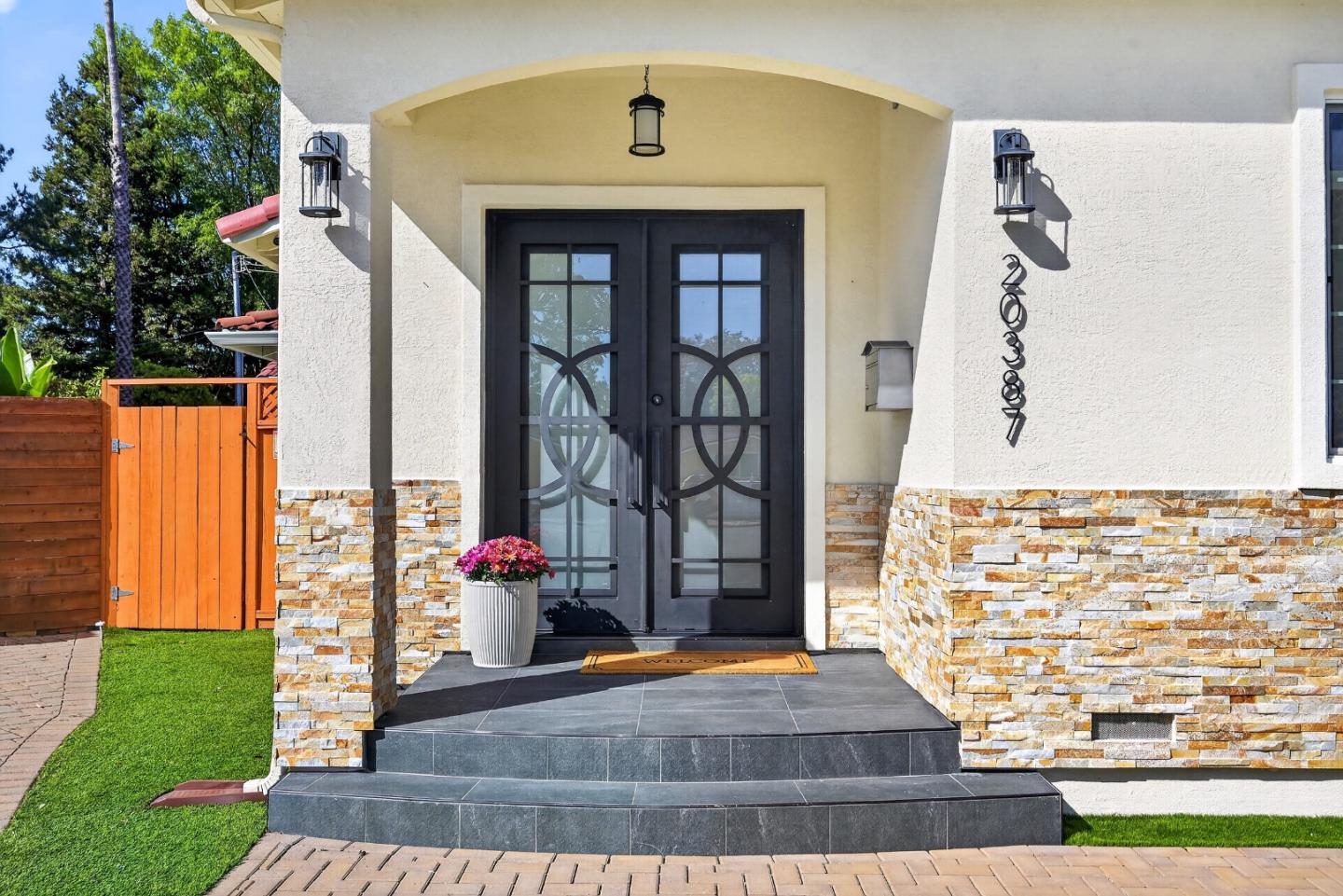 20387 Clay St, Cupertino, CA 95014, Photo 2