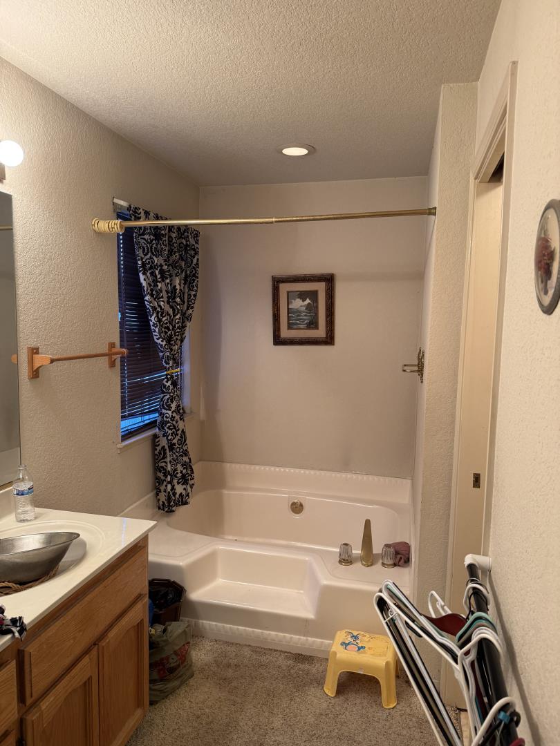 1636 Cavern Way, Modesto, CA 95358 photo 6