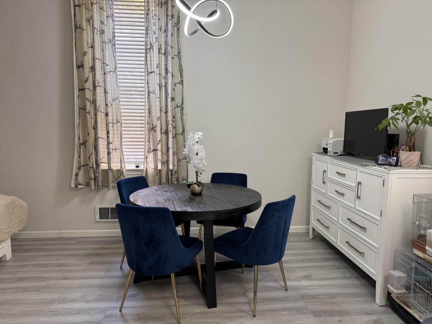 516 Martha ST 101, SanJose, CA 95112, Photo 5
