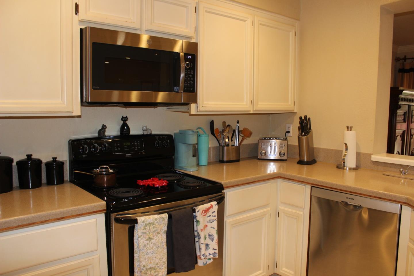 228 Flynn AVE, MountainView, CA 94043, Photo 7