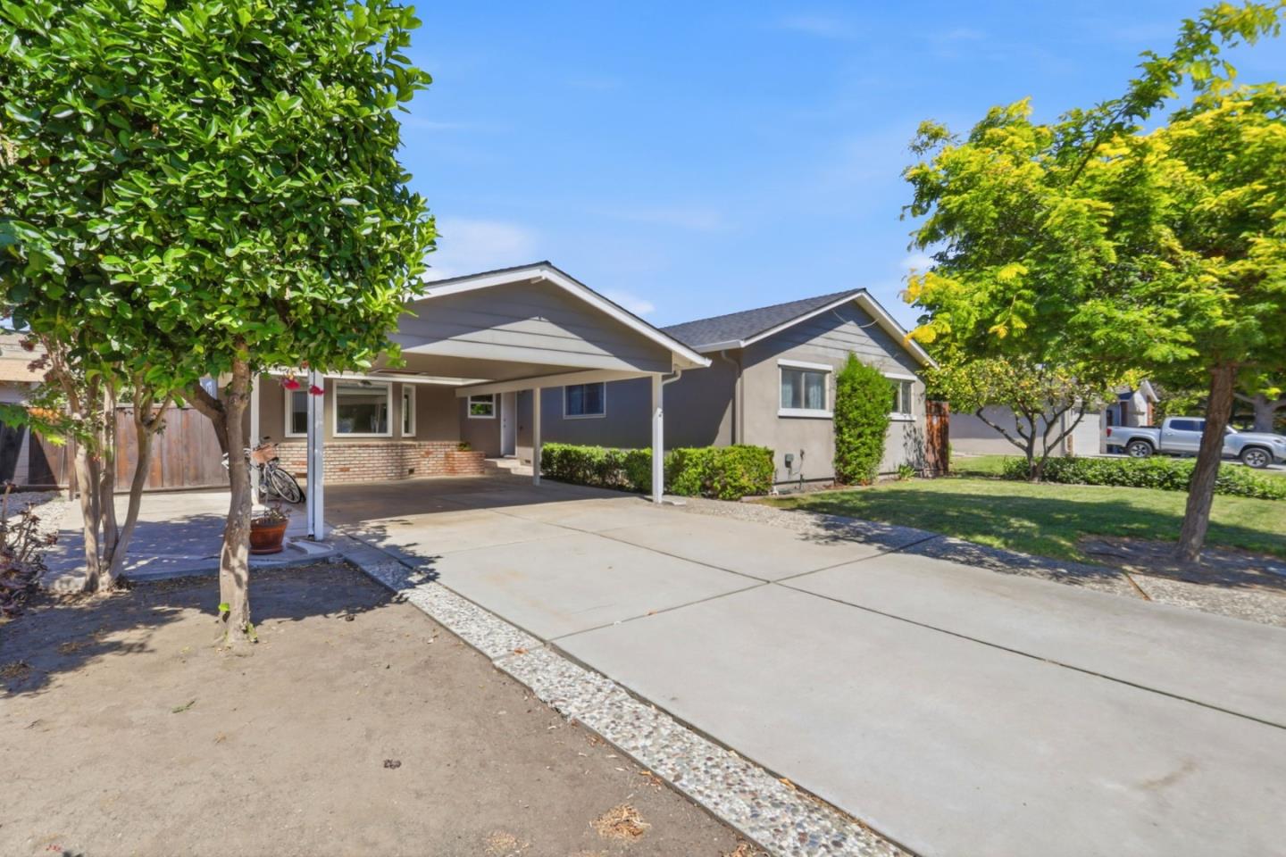 2586 Bobolink DR, SanJose, CA 95125, Photo 2