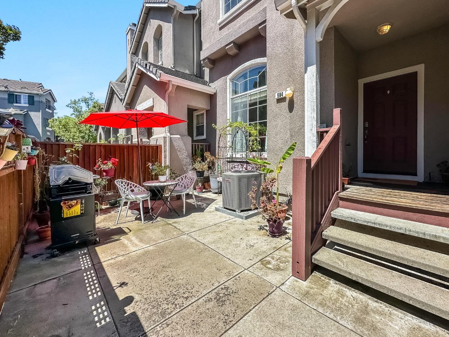 984 Goodacre LN, SanJose, CA 95125, Photo 2