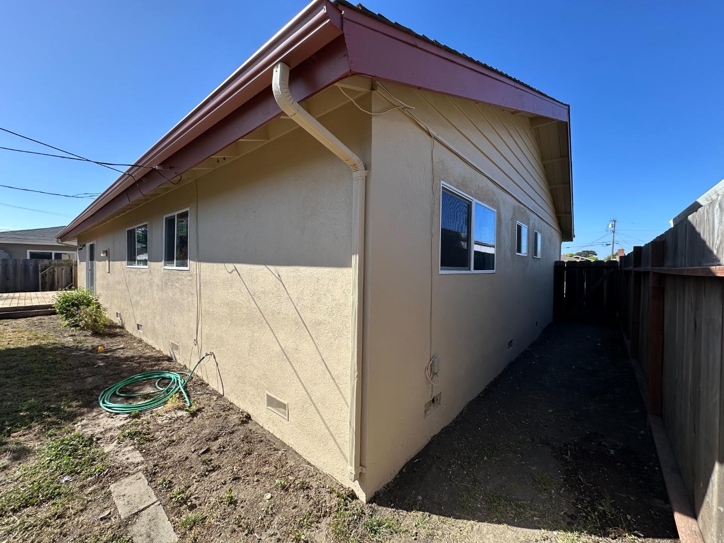 737 Saint Ann DR, Salinas, CA 93901, Photo 7