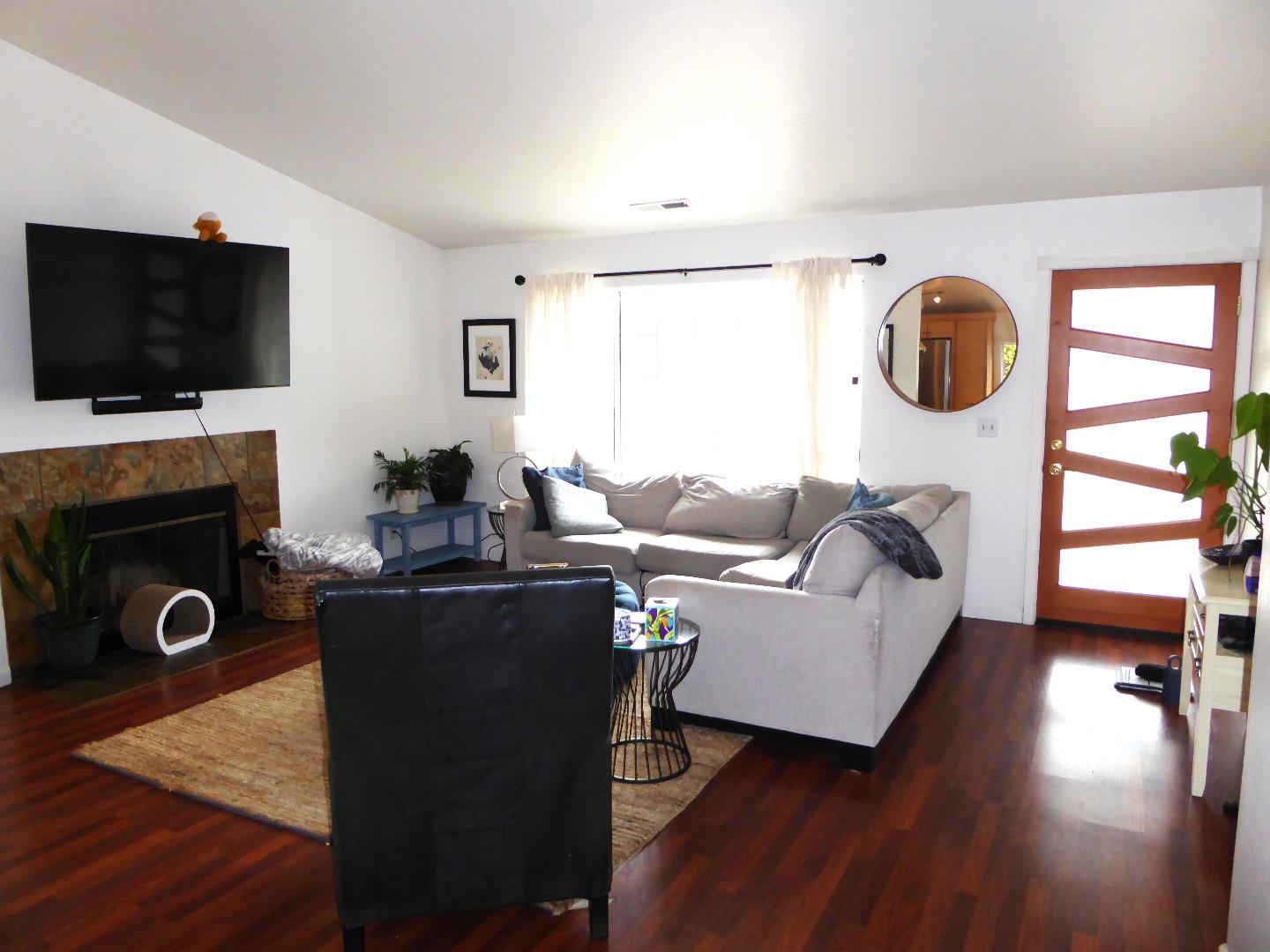 927 Corcoran AVE, SantaCruz, CA 95062, Photo 4
