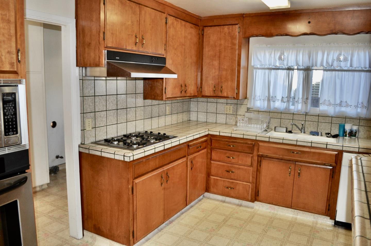 224 Briarwood DR, Watsonville, CA 95076, Photo 6