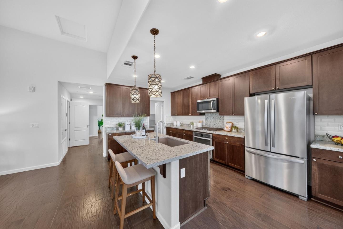 3077 Valley Of Hearts Delight PL 6, SanJose, CA 95136, Photo 3