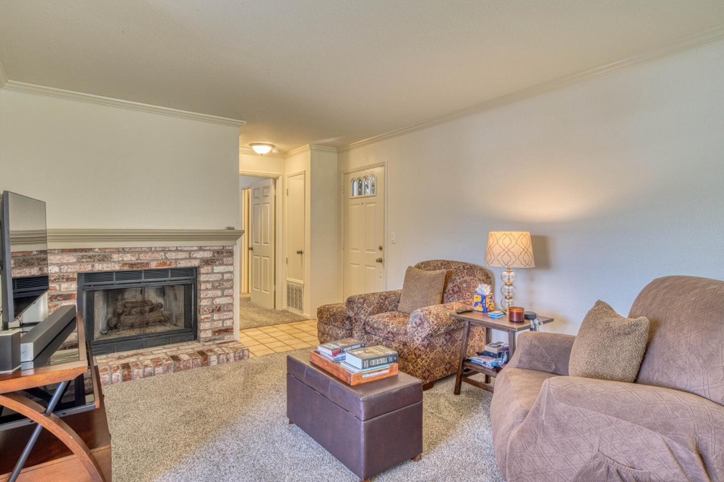 1056 Padre DR 5, Salinas, CA 93901, Photo 6
