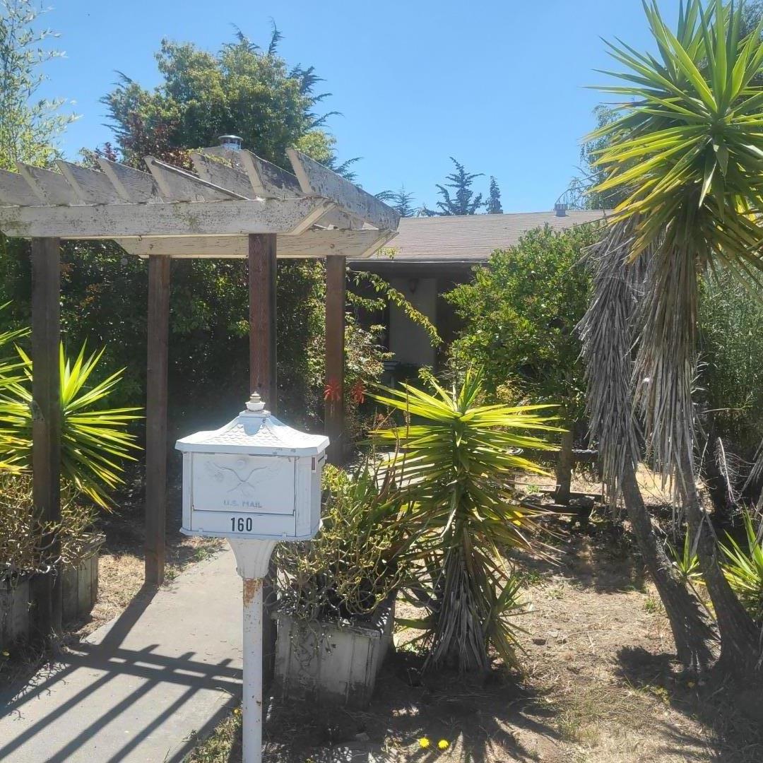 Front Image Thumbnail for ML82054254