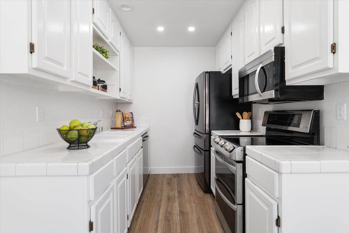 834 Shooting Star TER, Sunnyvale, CA 94086, Photo 7