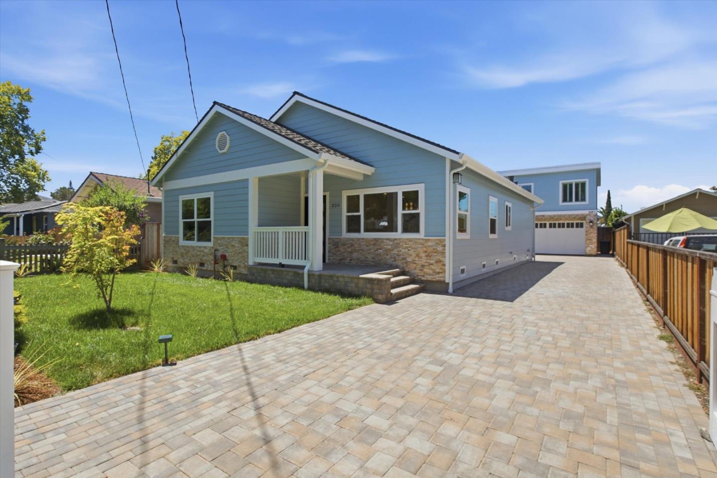 Front Image Thumbnail for ML82054383