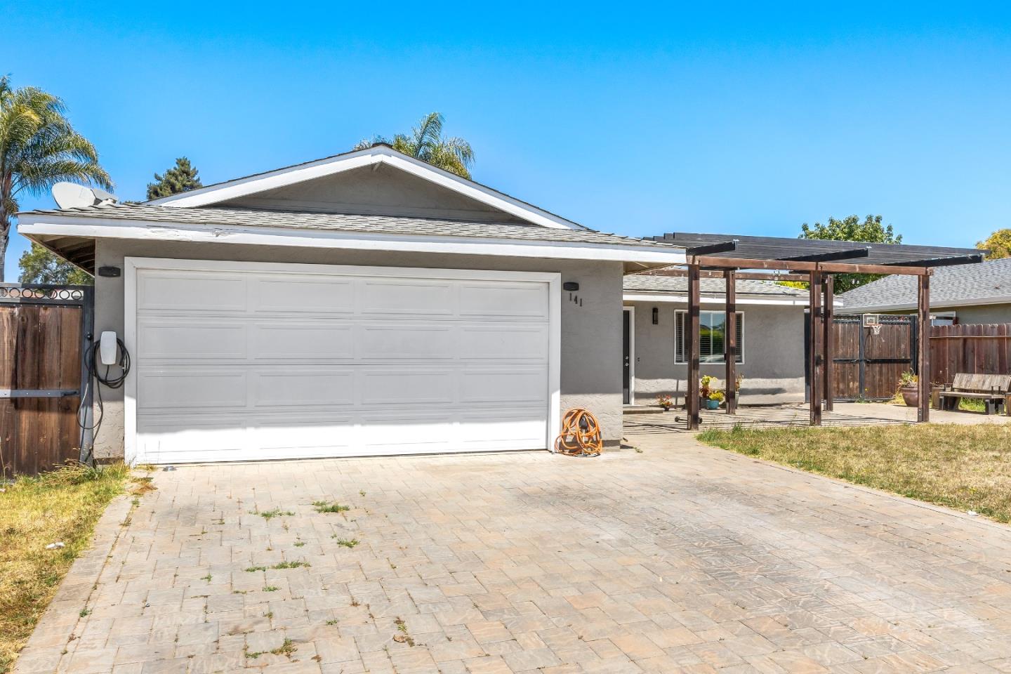 141 Trinity AVE, Watsonville, CA 95076, Photo 3