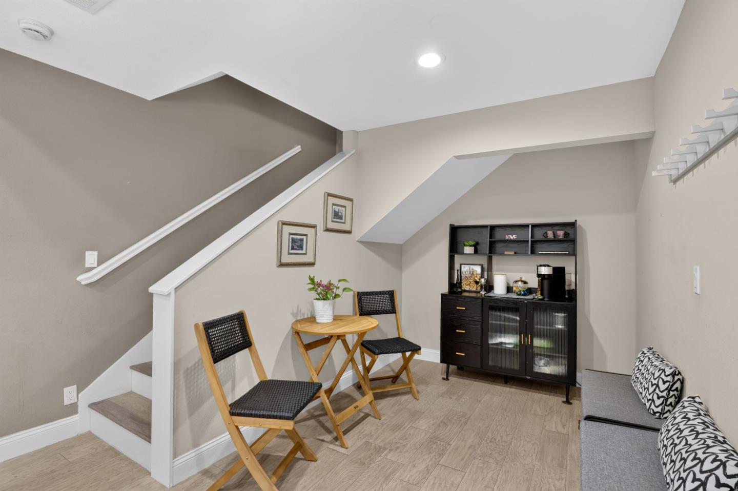 2089 Avenida De Las Flores, SantaClara, CA 95054, Photo 6
