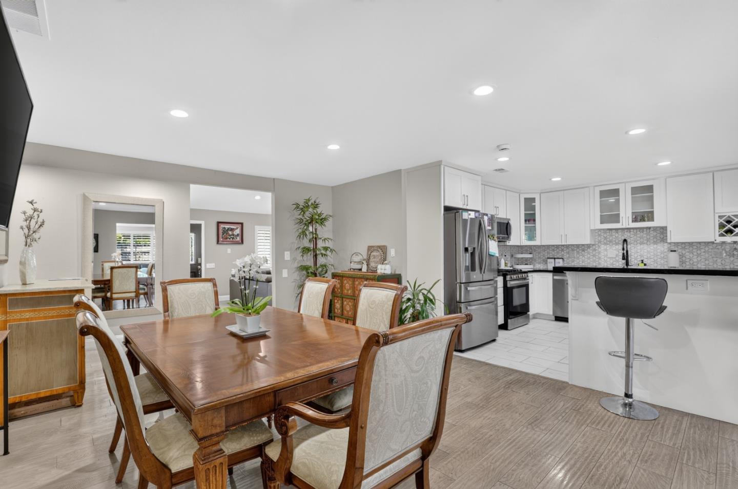 2089 Avenida De Las Flores, SantaClara, CA 95054, Photo 7