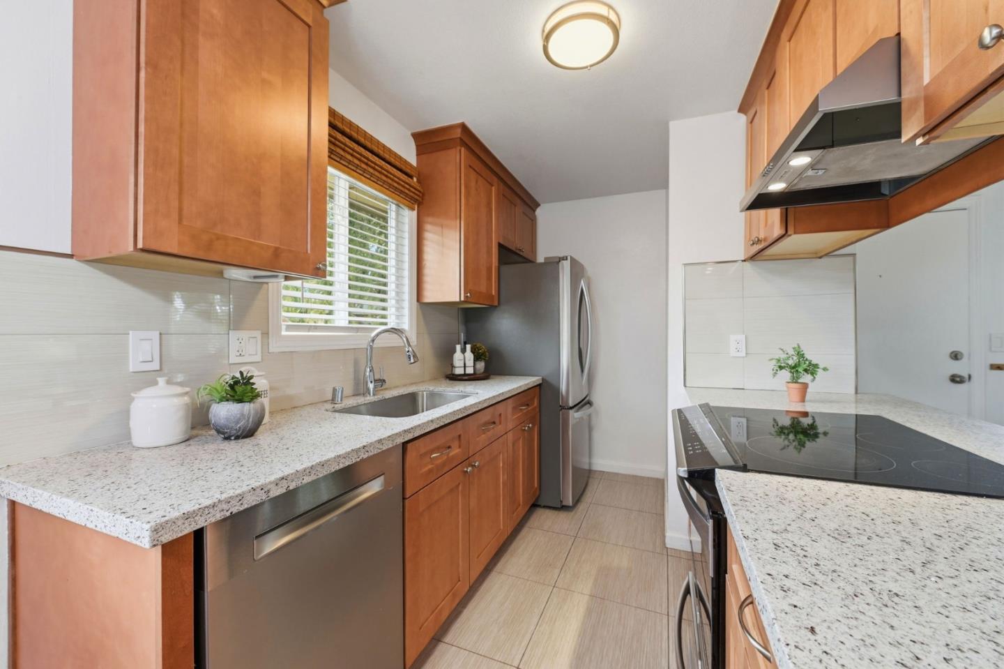 34709 Alvarado Niles RD 4, UnionCity, CA 94587, Photo 6