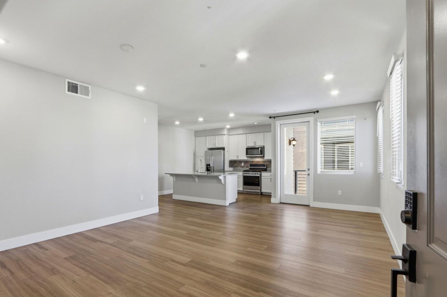 1461 Currant RD 30, Milpitas, CA 95035, Photo 6