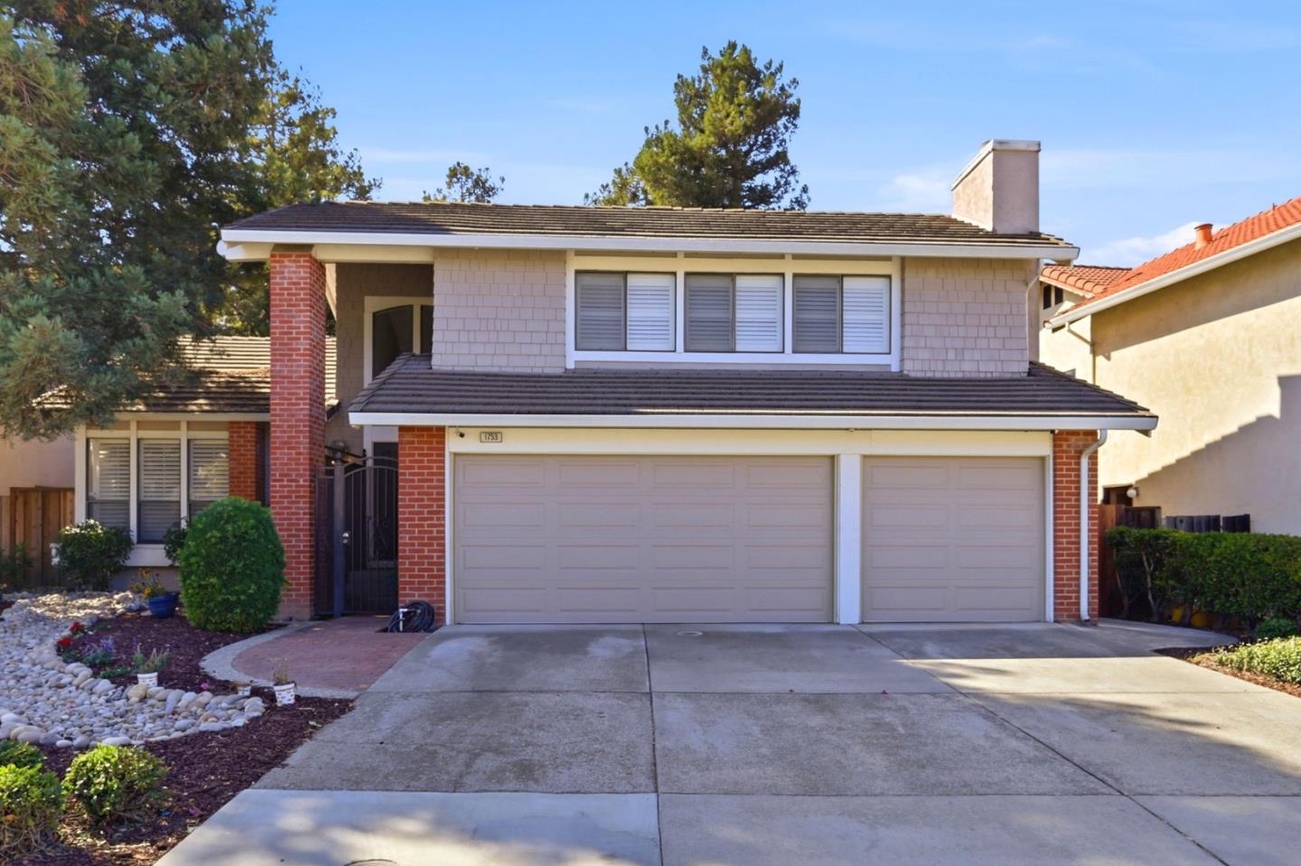 1753 Ridgetree Way