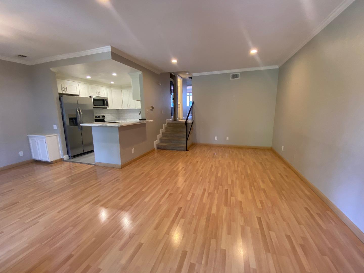 301 Kenbrook Cir, San Jose, CA 95111 photo 2