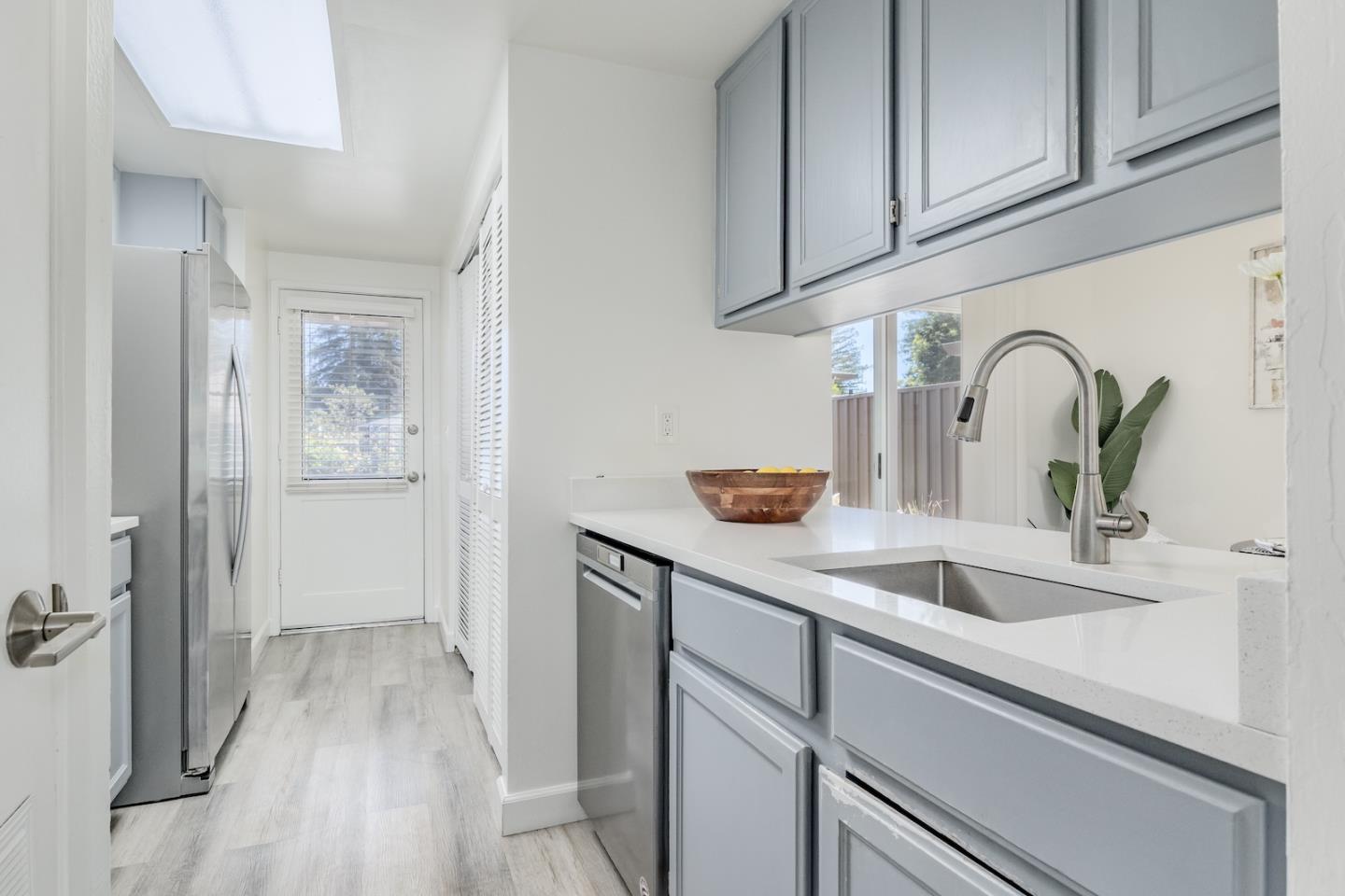 220 Castillion TER, SantaCruz, CA 95060, Photo 7