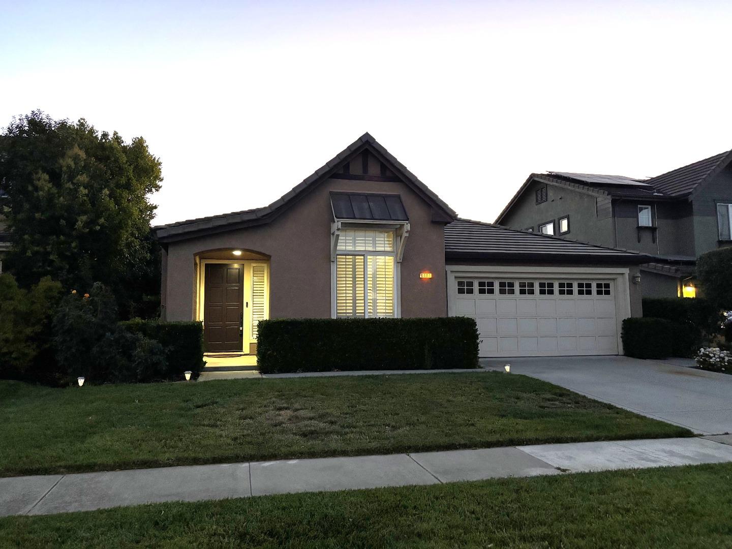 Front Image Thumbnail for ML82054915
