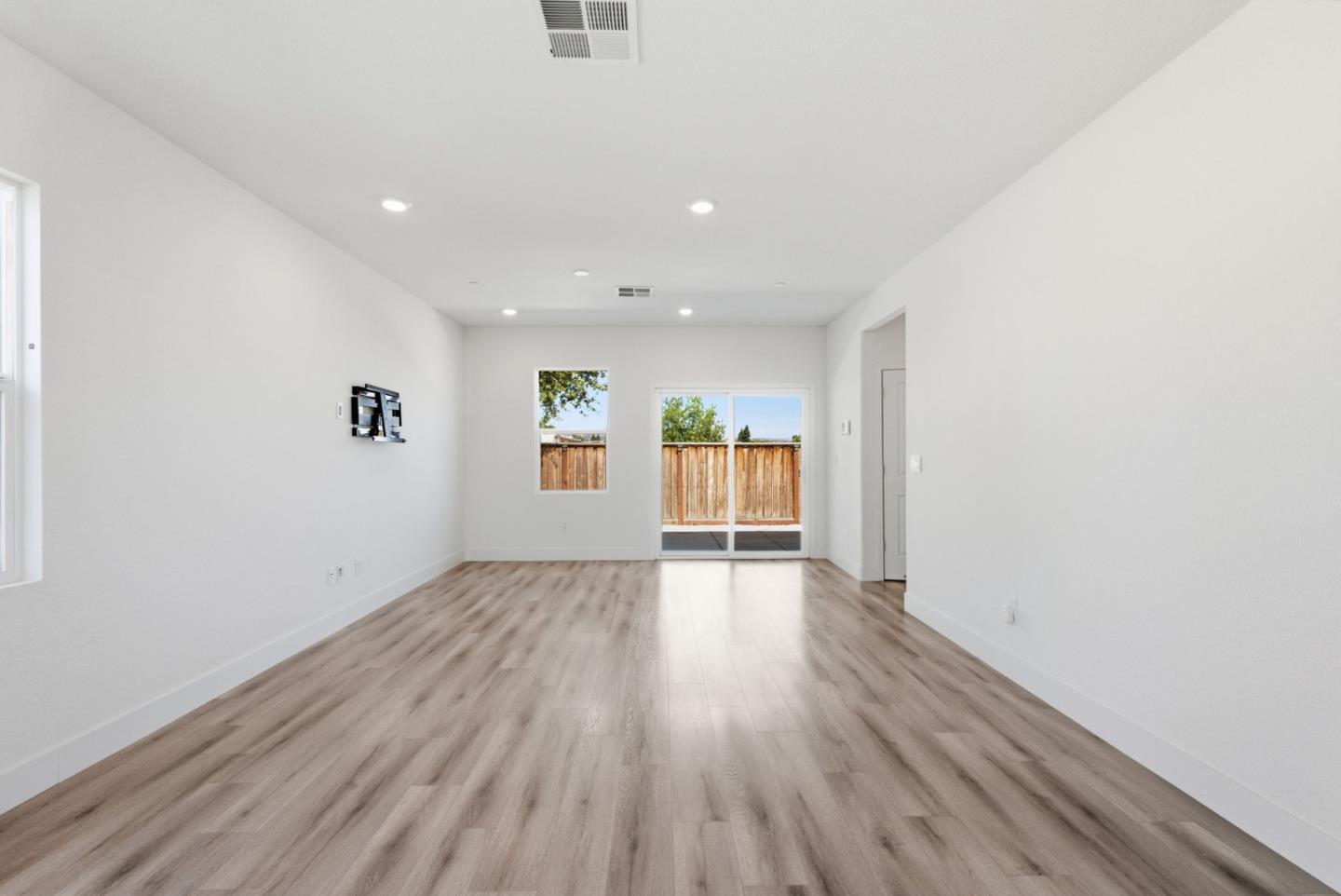9192 Wickham Ct, Gilroy, CA 95020 photo 10