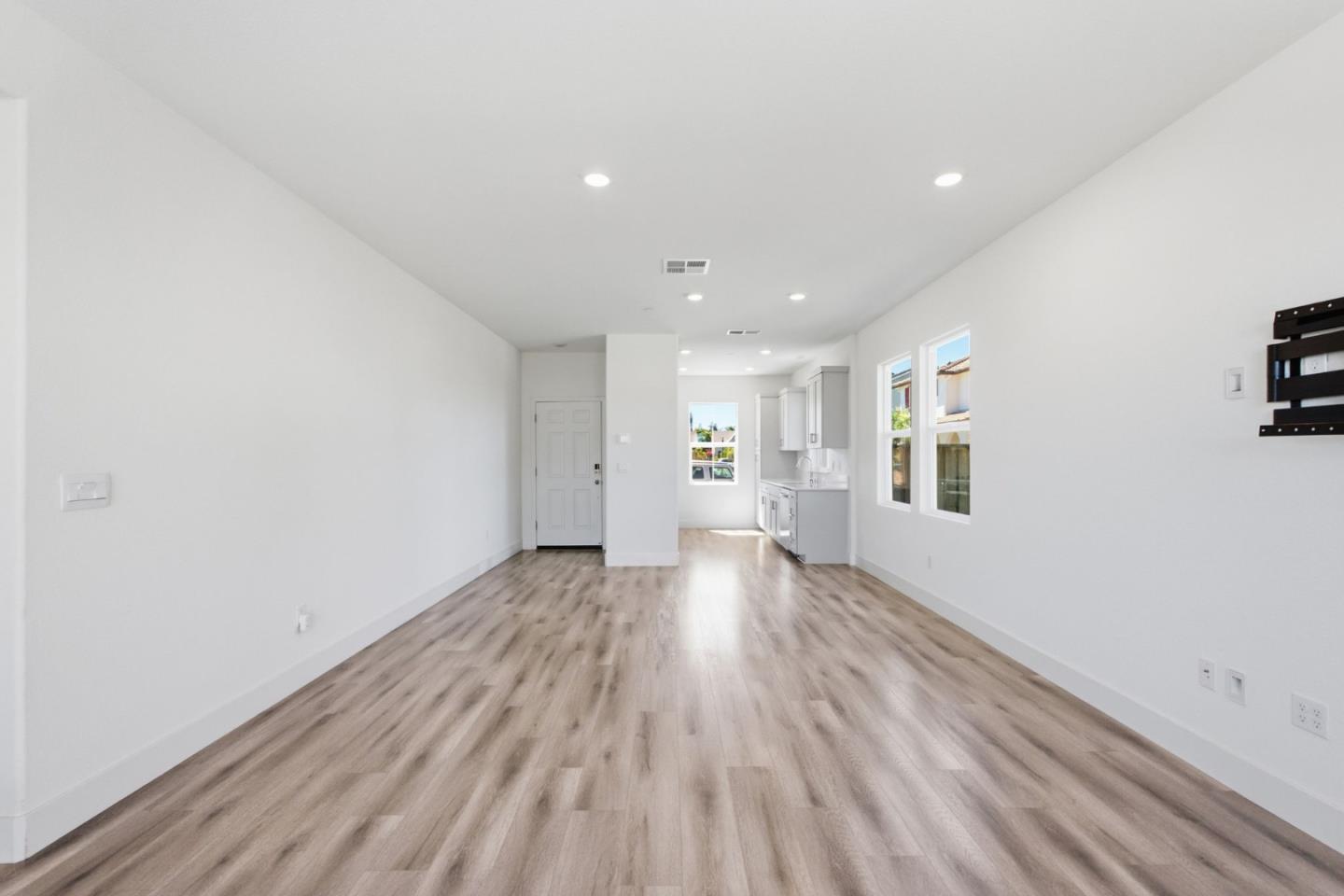9192 Wickham Ct, Gilroy, CA 95020 photo 9