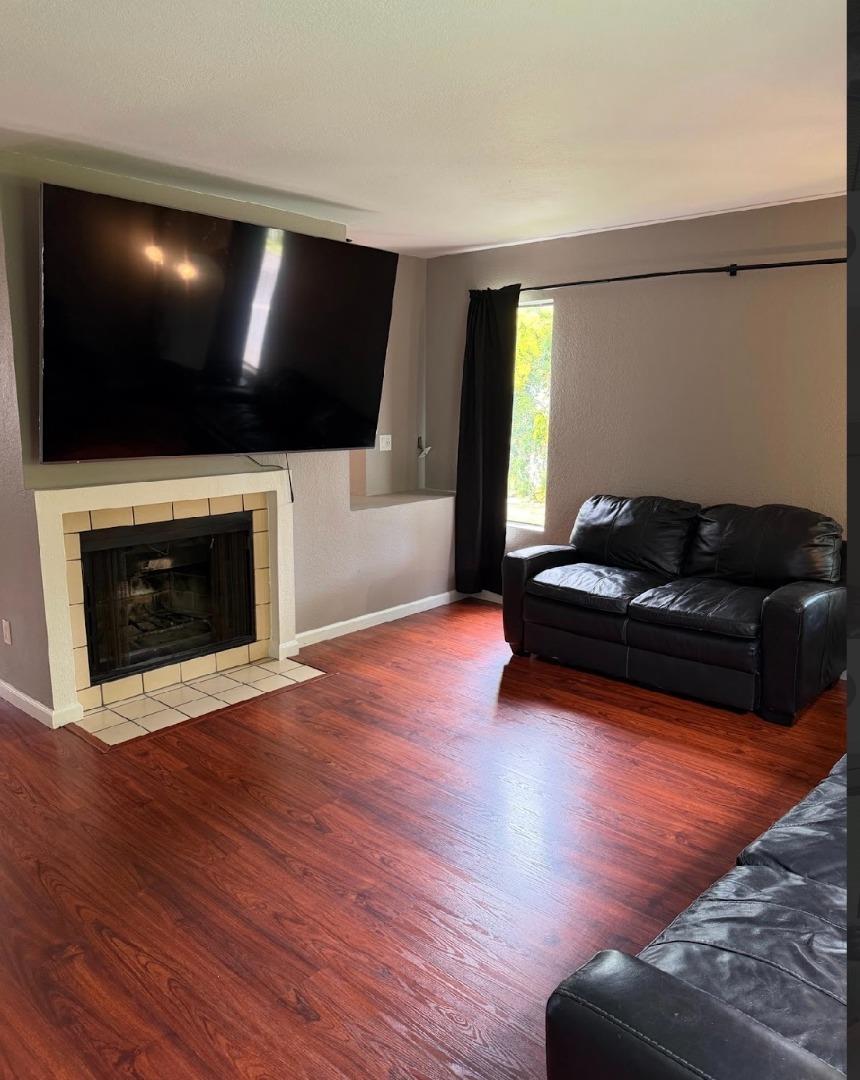 1635 W Swain Rd, Stockton, CA 95207 photo 5