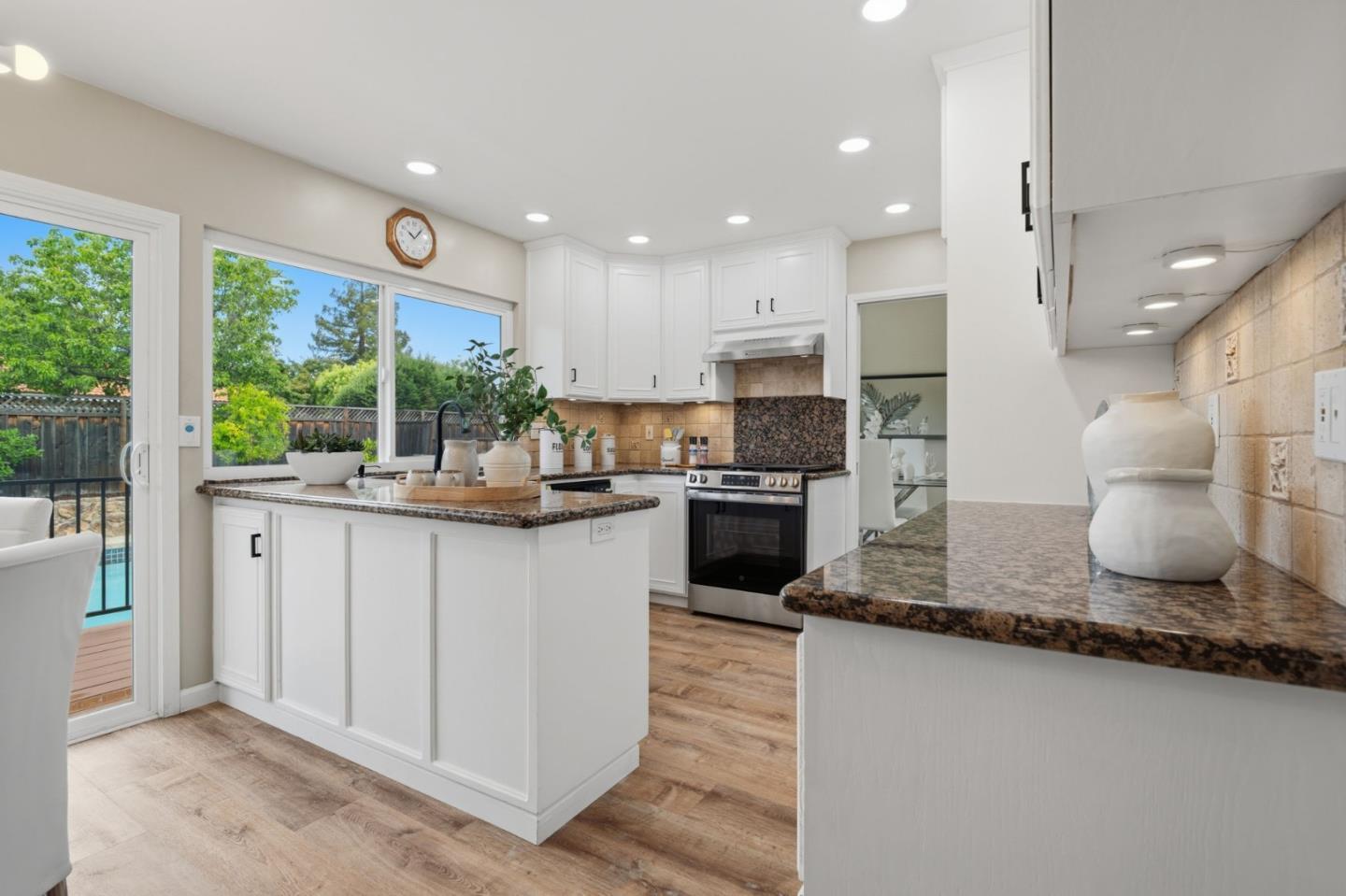 6165 Calle Del Conejo
