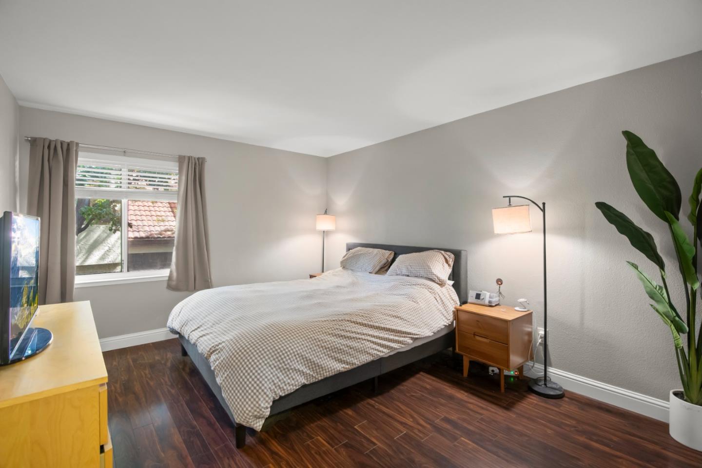 303 Tradewinds DR 10, SanJose, CA 95123, Photo 2
