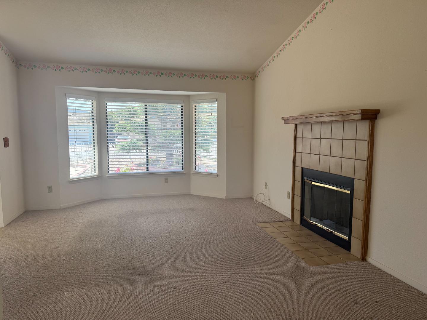 46085 Pine Meadow DR, KingCity, CA 93930, Photo 2