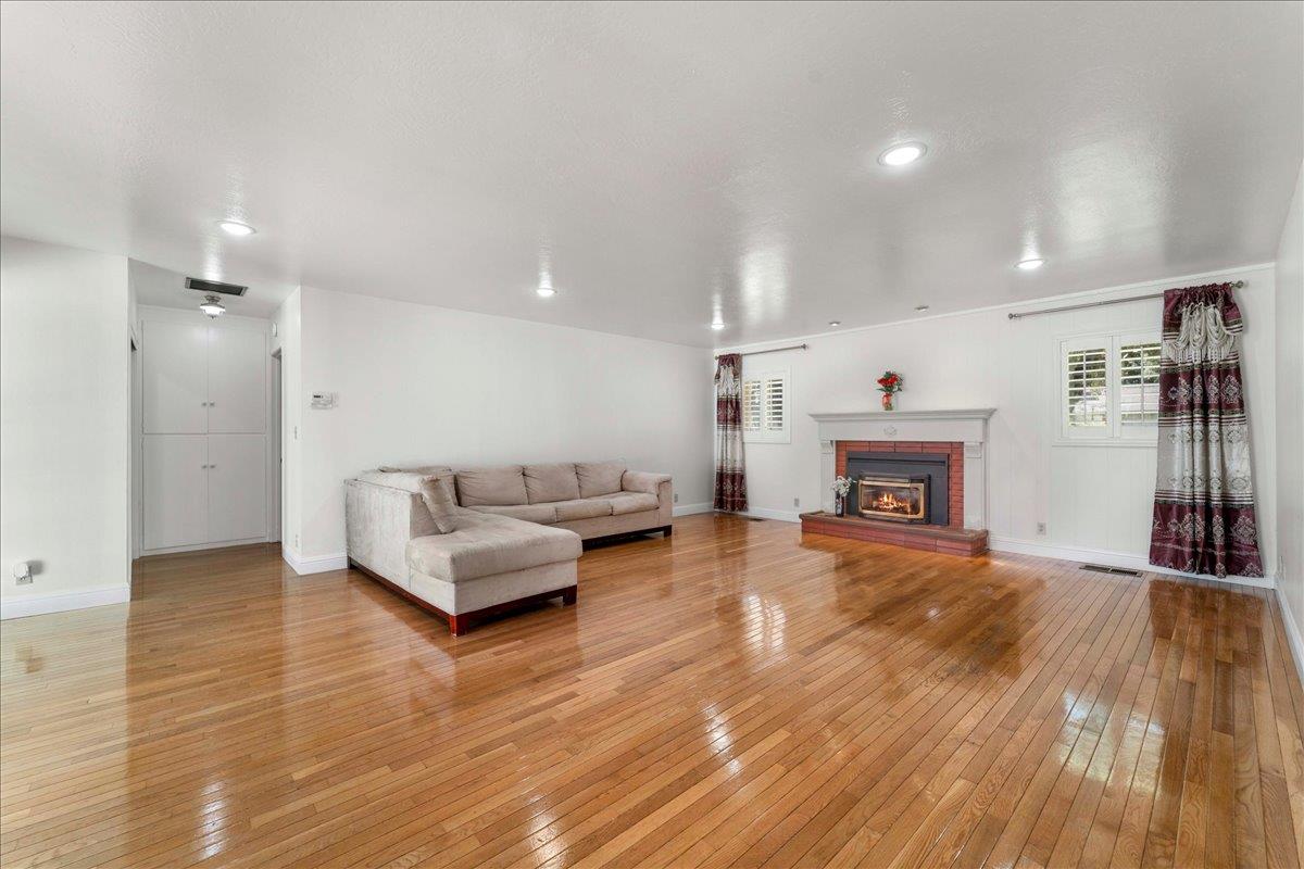2099 Emory ST, SanJose, CA 95128, Photo 6