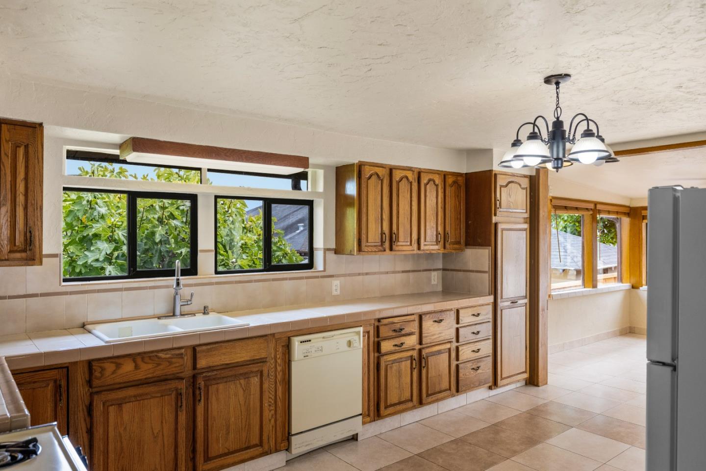 833 Hellam St, Monterey, CA 93940, Photo 7