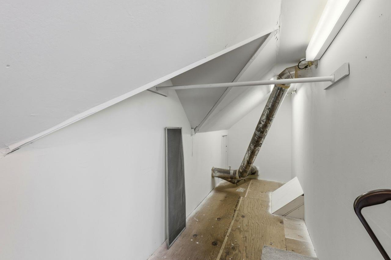 Photo 37