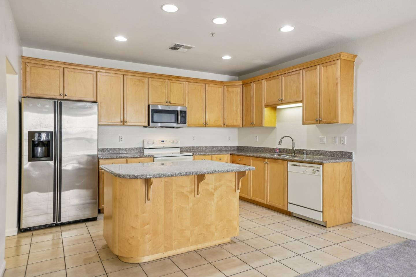 88 N Jackson AVE 210, SanJose, CA 95116, Photo 7