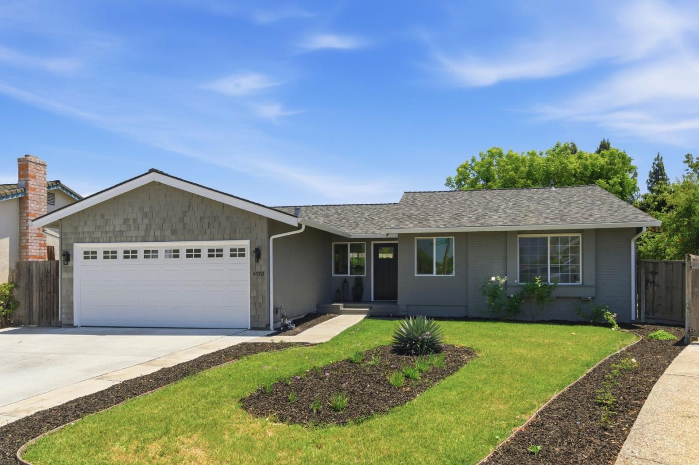 4576 Jonquil Dr, San Jose, CA 95136 photo 2