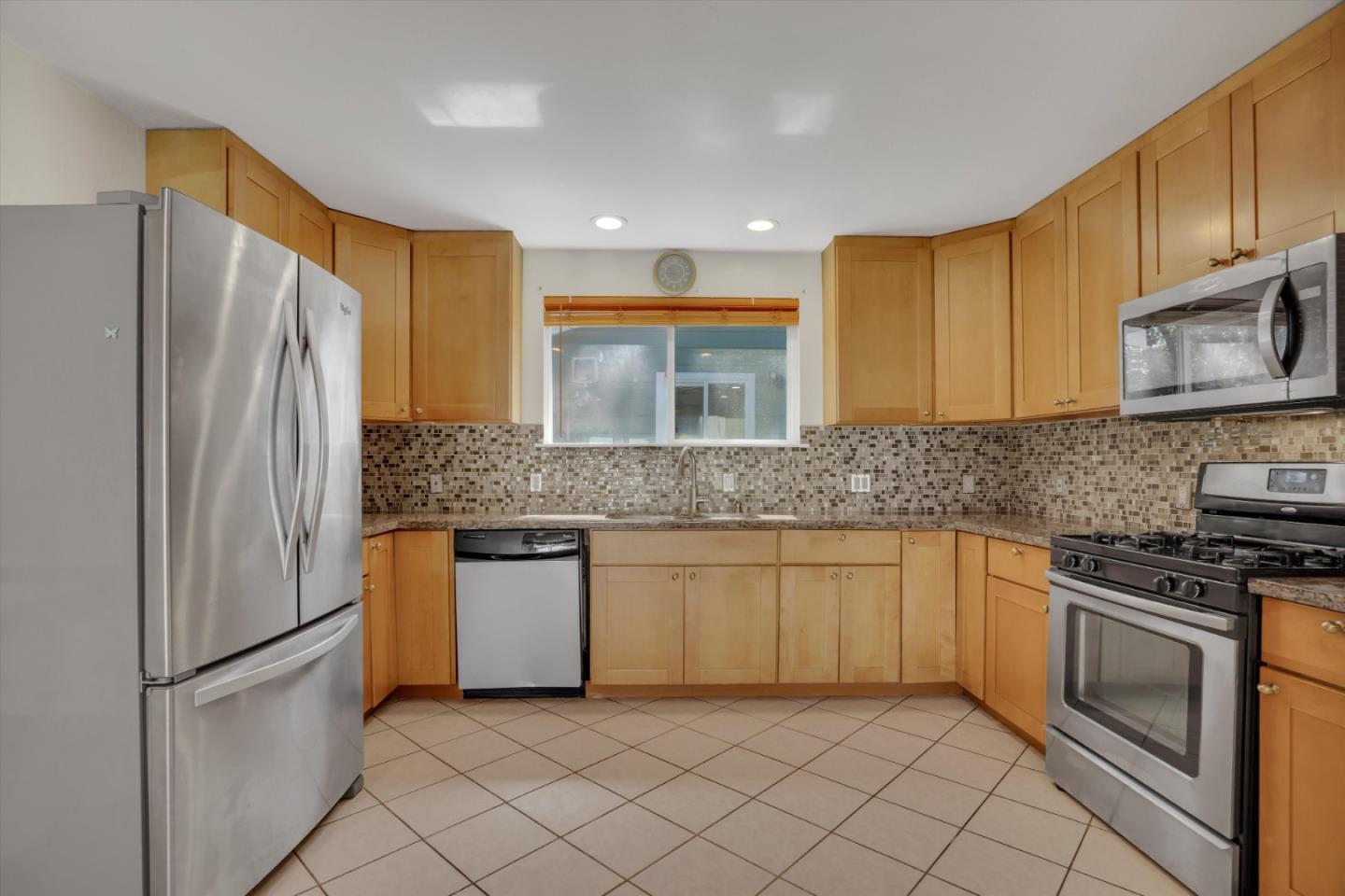 2292 Poplar Ave, East Palo Alto, CA 94303 photo 9
