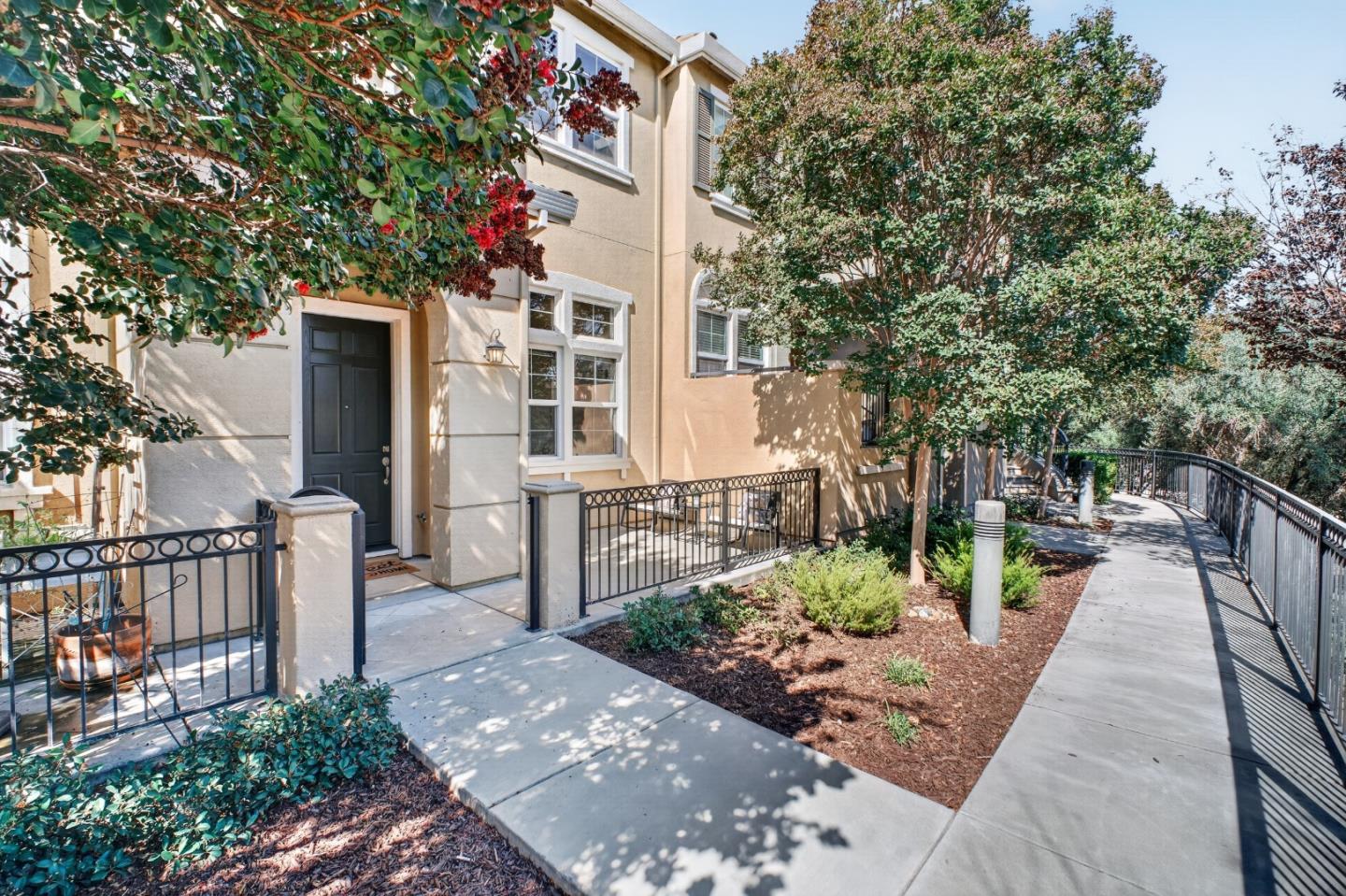 2252 Winepol LOOP