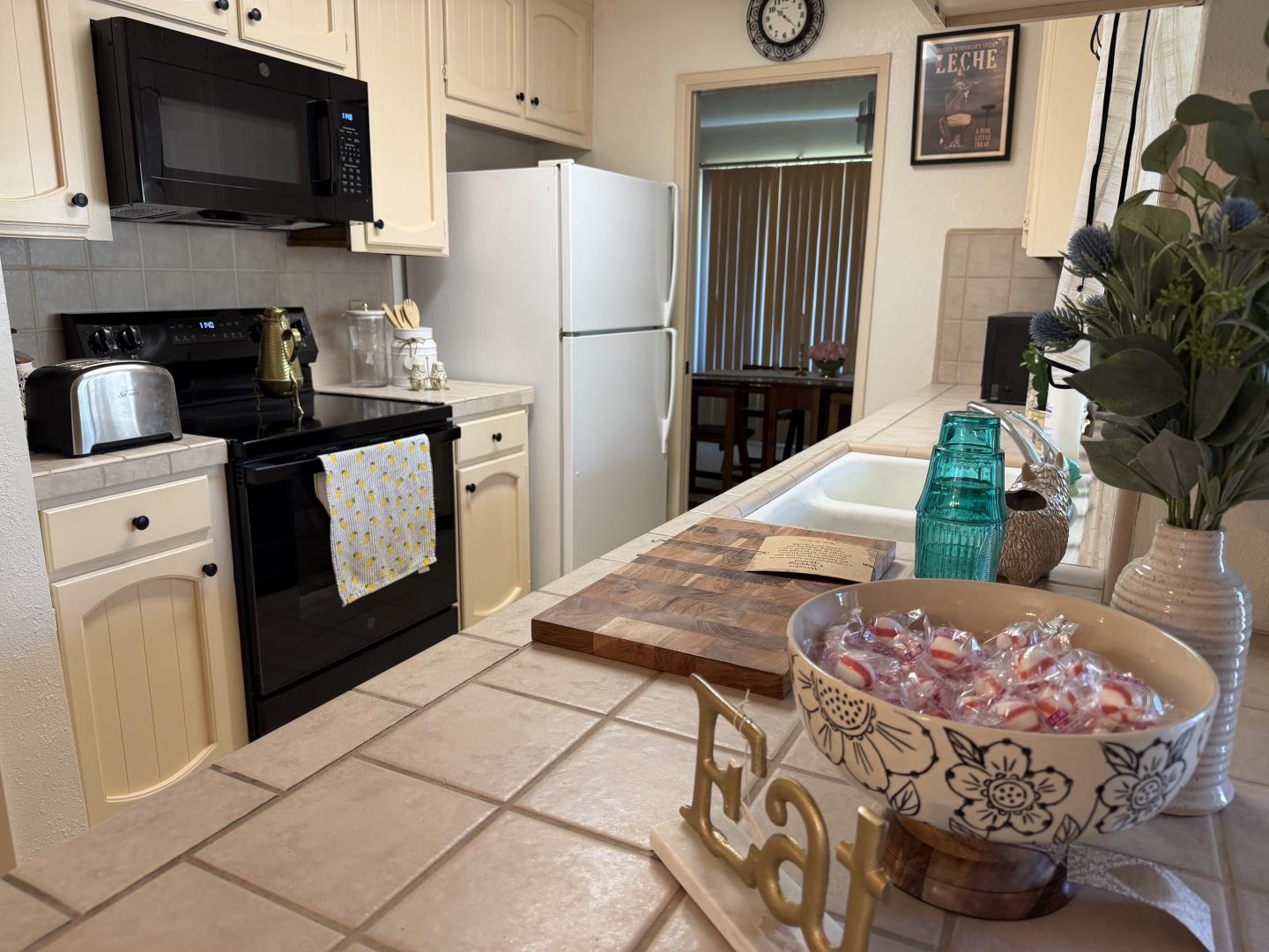 3705 Kona Oak Dr, Modesto, CA 95355 photo 10