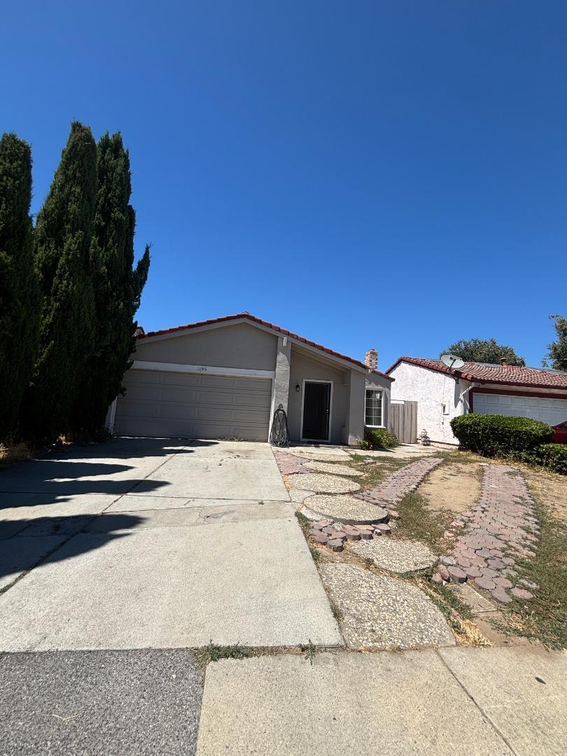 1195 Spiro DR