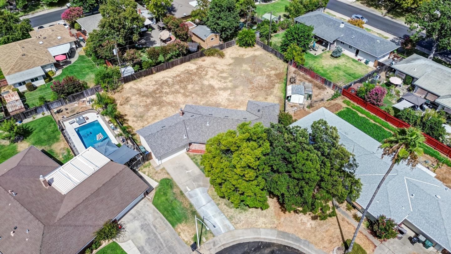 2724 Doris CT, Carmichael, CA 95608, Photo 2