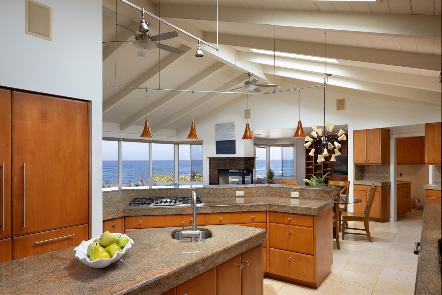 1209 Ocean View Blvd, Pacific Grove, CA 93950 photo 10