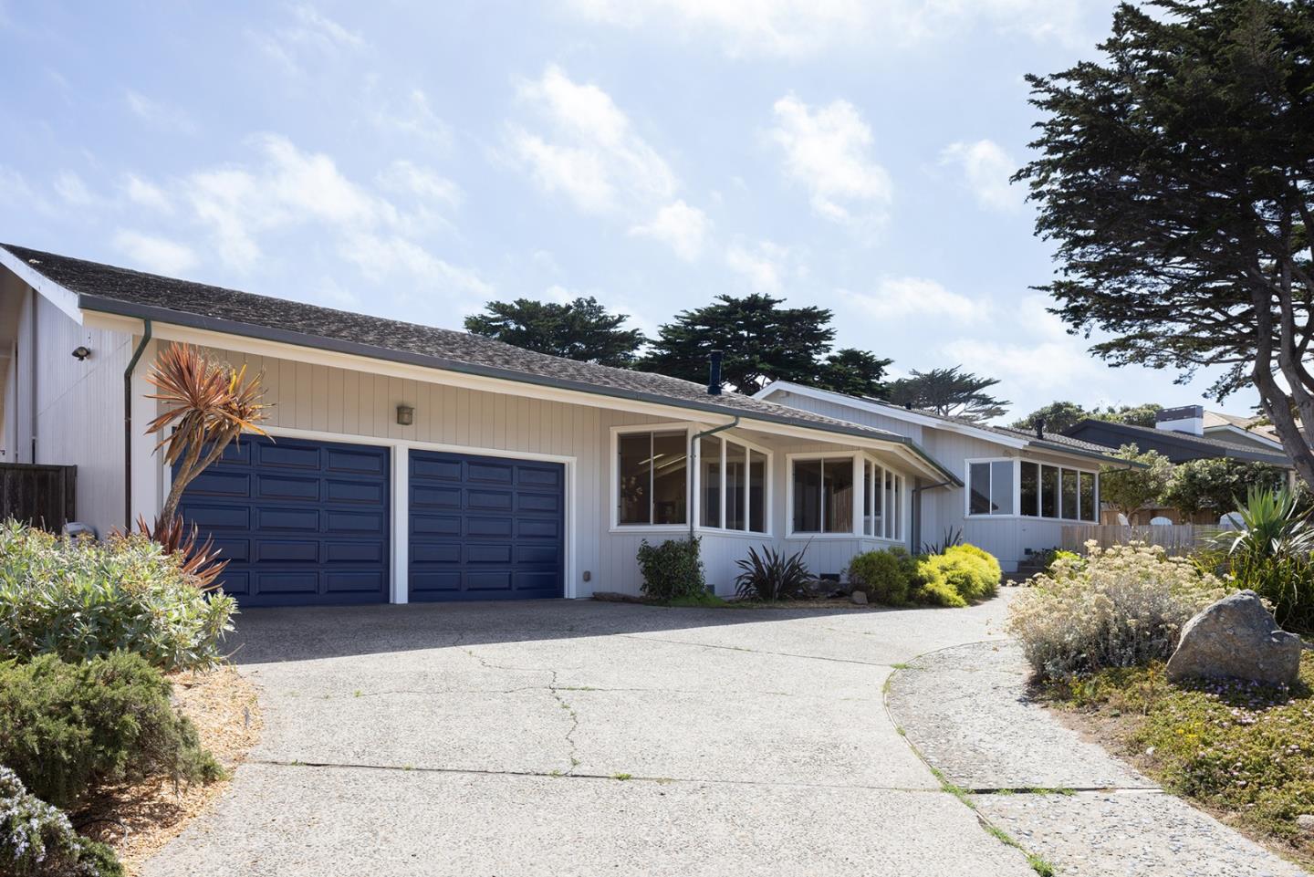 1209 Ocean View Blvd, Pacific Grove, CA 93950 photo 33