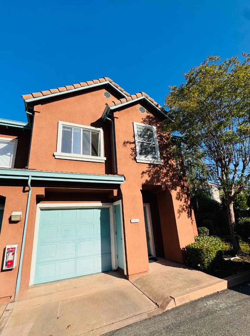 4175 Renaissance DR 4