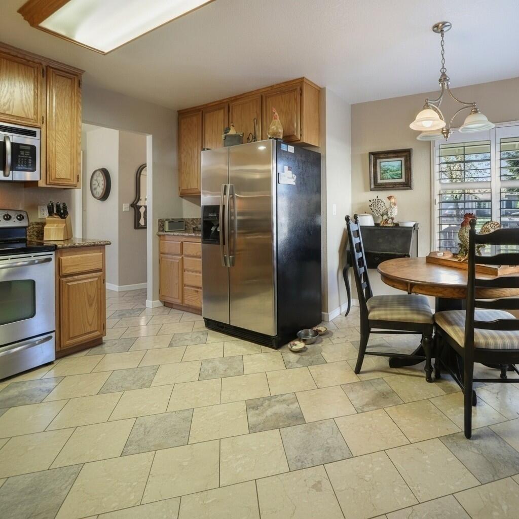 8052 Omega Way, Stockton, CA 95212 photo 10